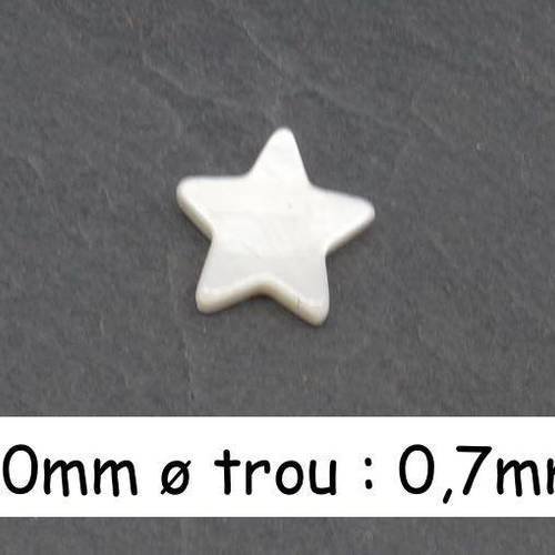 6 perles étoile en nacre 10mm de couleur blanc cassé ivoire nacré