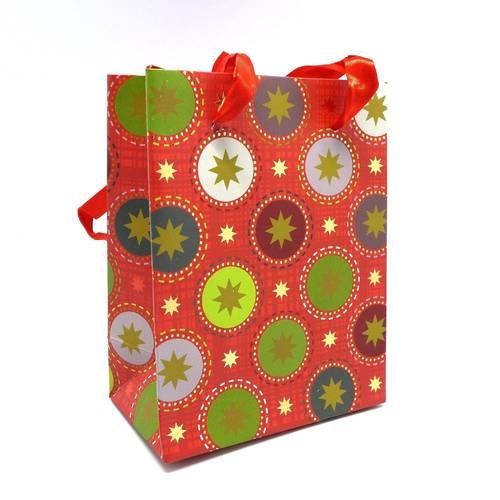 Pochette cadeaux papier cartonné glacé motif noël boule et étoile doré sur fond rouge