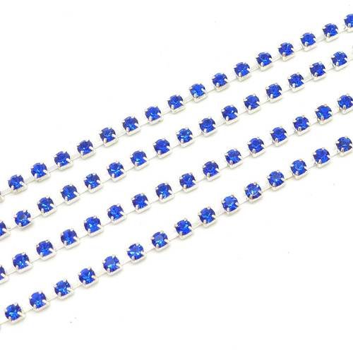 50cm de chaînette strass couleur bleu saphir 2,5mm et métal argenté 