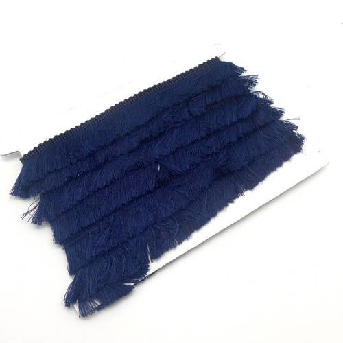 50cm de galon frange pour customisation ou réalisation de pompon  de couleur bleu marine foncé en polyester et coton 