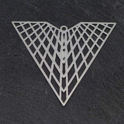 1 breloque triangle ajouré aile filigrane en métal argenté fine et légère 41mm x 35mm tendance géométrique 