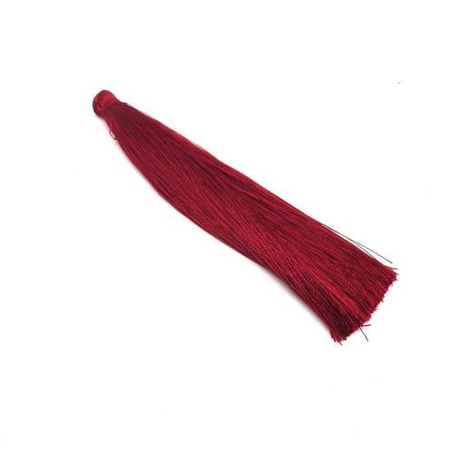 1 grand pompon de couleur rouge grenat bordeaux soyeux doux et brillant en rayonne : fil de soie artificielle : viscose d'environ