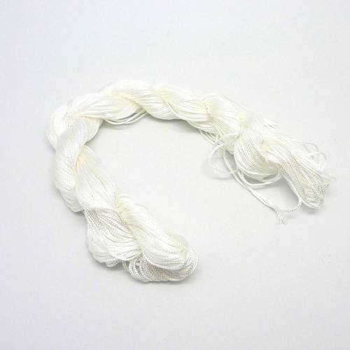 R-echeveau de 29m de fil nylon tressé blanc 0,8mm pour tressage bracelet