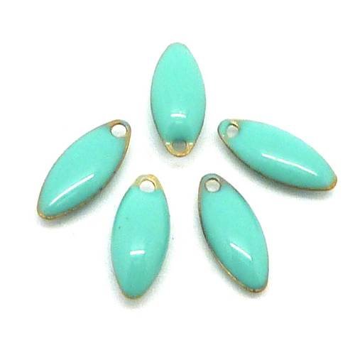 5 petites navettes émaillés recto/verso 10,7 x 4,5mm de couleur vert opaline sur base laiton 