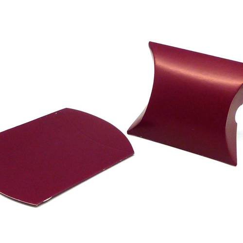 10 boites cadeaux berlingot 7,5cm x 7cm en carton de couleur rose violet framboise peut être customisée 