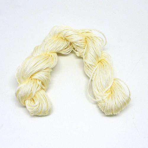 Echeveau de 29m de fil nylon tressé blanc ivoire, jaune pâle 0,8mm pour tressage bracelet wrap,