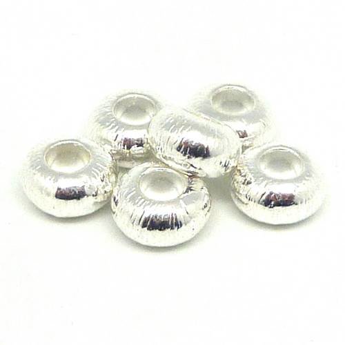 5 perles rondes applaties 10,5mm en métal argenté strié  à gros trou 4,7mm