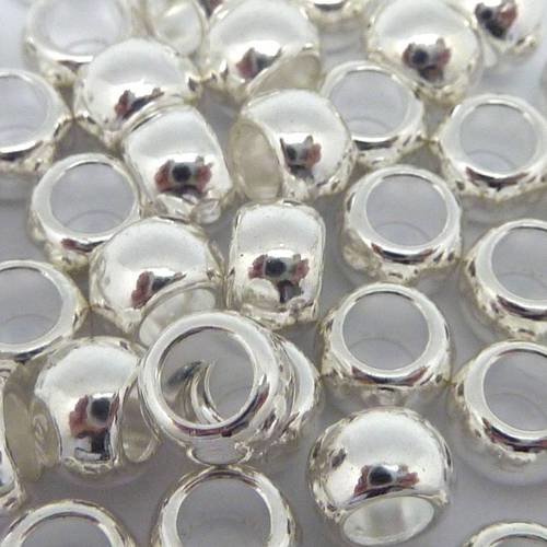 50 perles ronde lisse 6,6mm en métal argenté brillant 