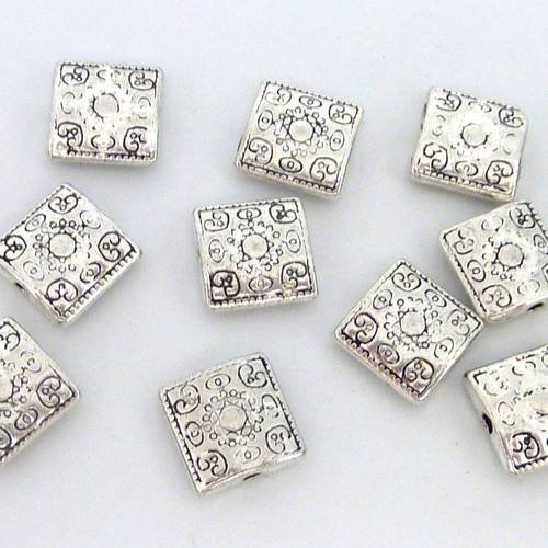 20 perles connecteur carré gravé 9,9mm en métal argenté 