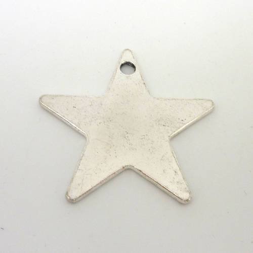 Grand pendentif étoile 47,2mm en métal argenté