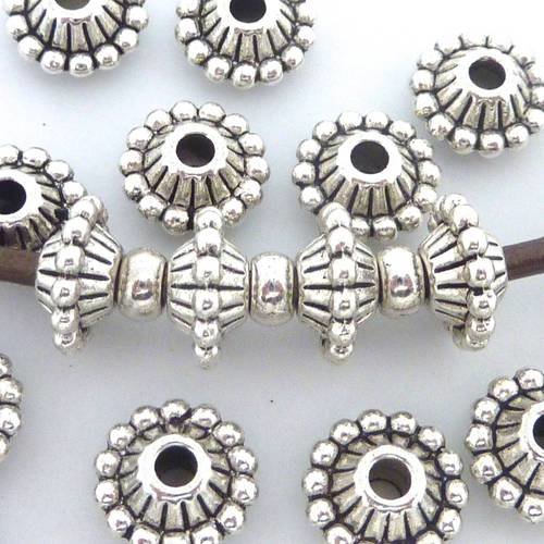 R-20 perles connecteur ovale 11mm orné d'un anneau de points en son centreet de stries en métal argenté