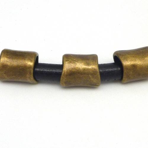 20 perles passant, poussoir tube irrégulier 14mm en métal de couleur bronze