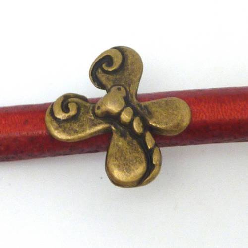 Perle passant papillon 23,5mm en métal de couleur bronze pour lanière épaisse, foulard, cuir regaliz