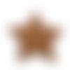 Pendentif étoile en cuir 60mm de couleur marron 