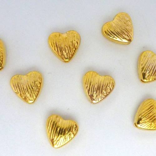 10 perles coeur strié 7,6mm en métal doré