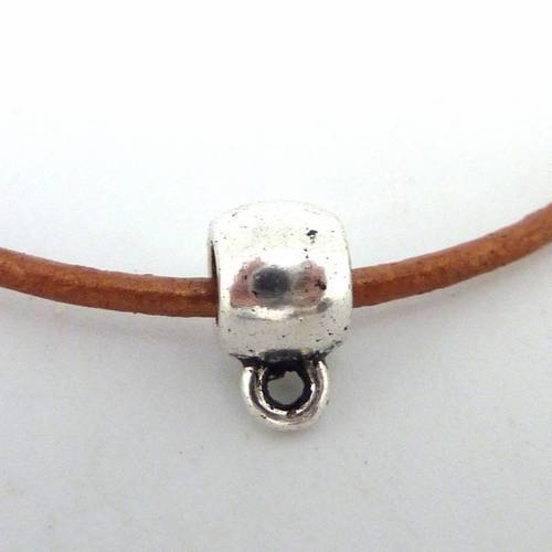 10 perles support breloque 8,9mm, bélière pour cordon de 3mm 3,5mm en métal argenté lisse