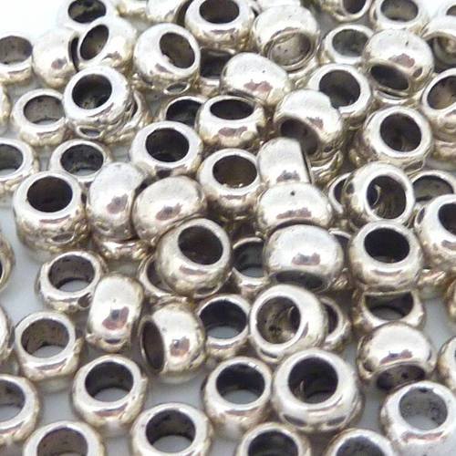 100 perles ronde fine à gros trou en métal argenté lisse 4,9mm 