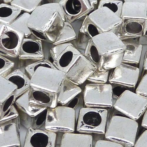 5 perles cube 6,3mm en métal argenté à gros trou 4,5mm
