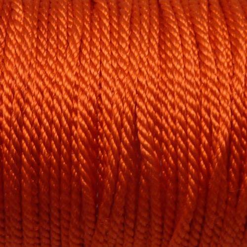 Fil polyester mouliné 3 fils de couleur orange brique brillant 0,9 mm 