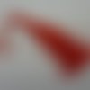 R-pompon, breloque en fil polyester rouge brillant 