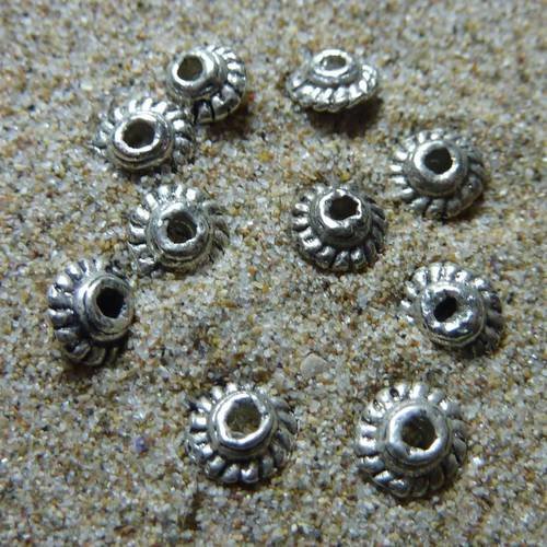 10 perles ronde, toupie en métal argenté strié 5,2mm 