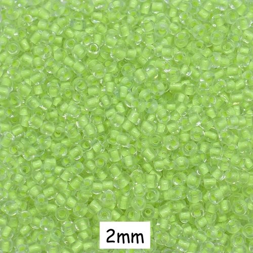 30g perles de rocaille ronde 2mm en verre de couleur vert chartreuse