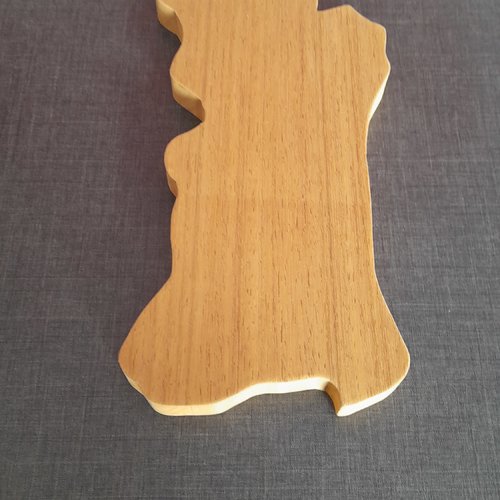 Portugal, dessous de plat en bois iroko huilé , création artisanale.