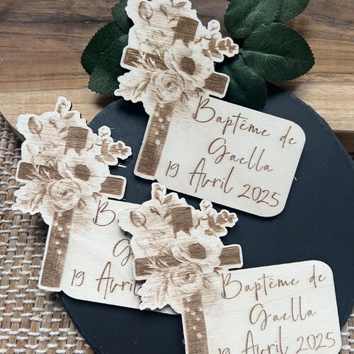 Faire-part croix fleurs, naissance baptême anniversaire mariage en bois gravé