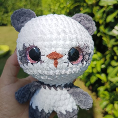Amigurumi panda