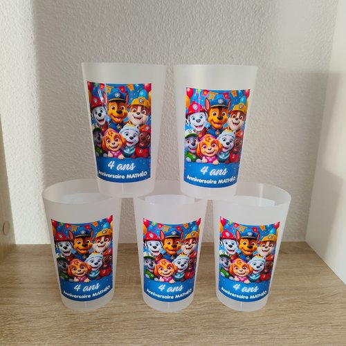 Gobelet personnalisé prénom et âge, gobelet a thème