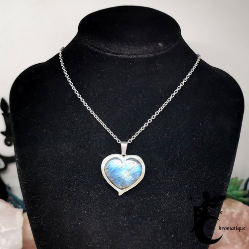 Pendentif coeur en labradorite- cadeau pour la saint valentin - bijou en pierre en forme de cœur