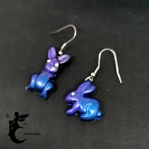 Boucles d'oreilles asymétrique "petits lapins magiques" - crochets acier inoxydable - bijou kawaii de pâques