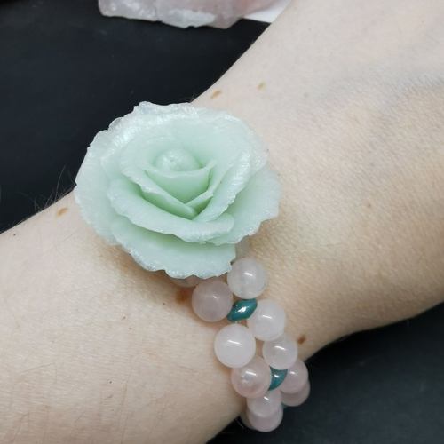 Bracelet double rang rose verte et perles de quartz rose
