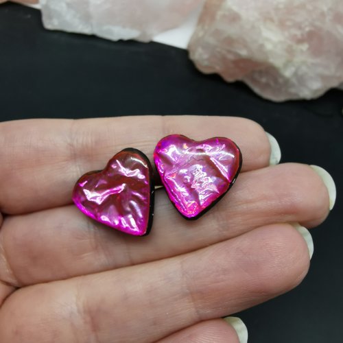 Puces d'oreilles cœur rose effet holographique