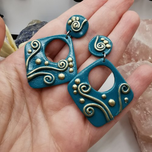 Boucles d'oreilles volutes turquoise et or - bijou fait main