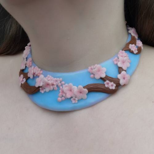Collier plastron fleurs de cerisiers - collier fait main - création unique - hanami, sakura - printemps