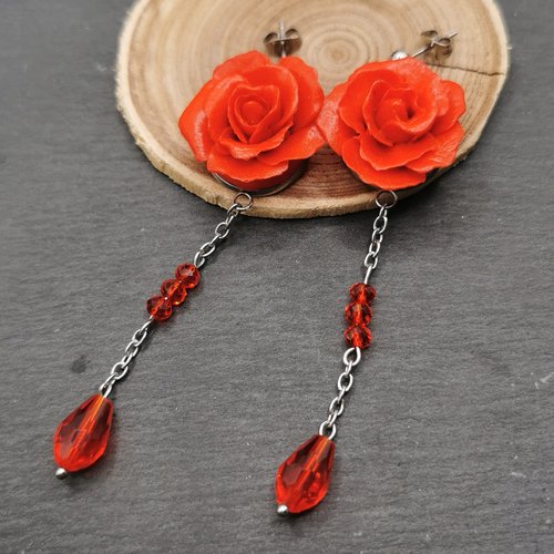 Boucles d'oreilles longues "rose rouge"