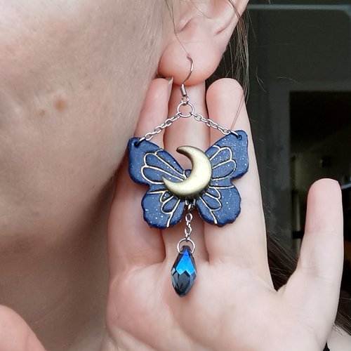 Boucles d'oreilles pendantes papillons "nuit lunaire" - grandes boucles d'oreilles - lune - romantique - bleu marine et or