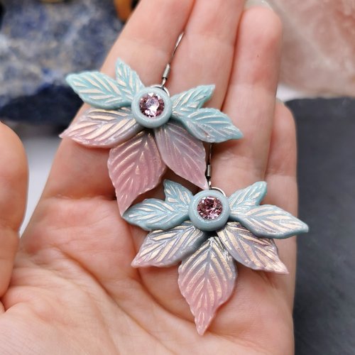 Boucles d'oreilles pendantes féérie de printemps - cadeau pour fée - fairycore - bijou romantique