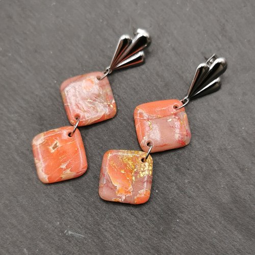 Boucles d'oreilles géométrique tendance rétro corail, rouge et or