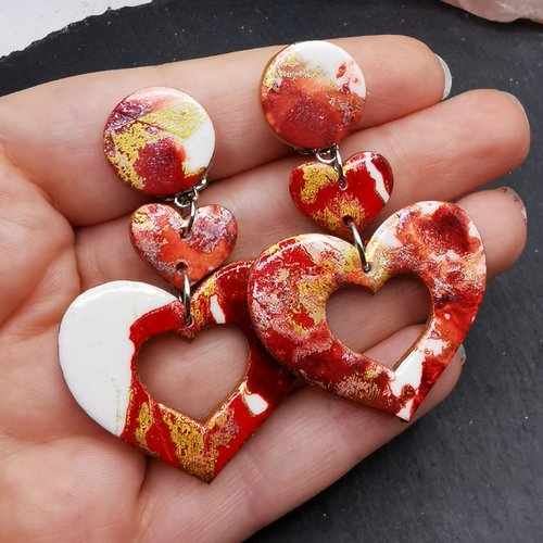 Boucles d'oreilles clips cœurs tendance rétro et romantique rouge et or