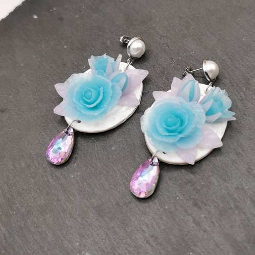 Boucles d'oreilles rosier bleu et mauve - cadeau de saint valentin - bijou fait main en acier inoxydable