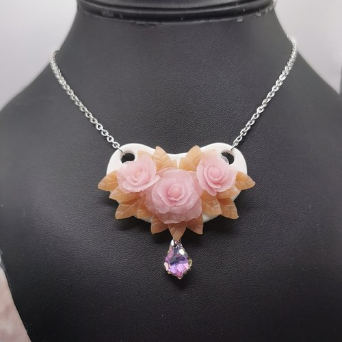 Collier rosier rose et caramel - saint valentin - bijou fait main en acier inoxydable