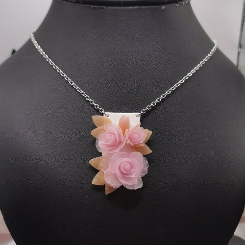 Collier rosier rose et caramel - cadeau de saint valentin - bijou fait main en acier inoxydable