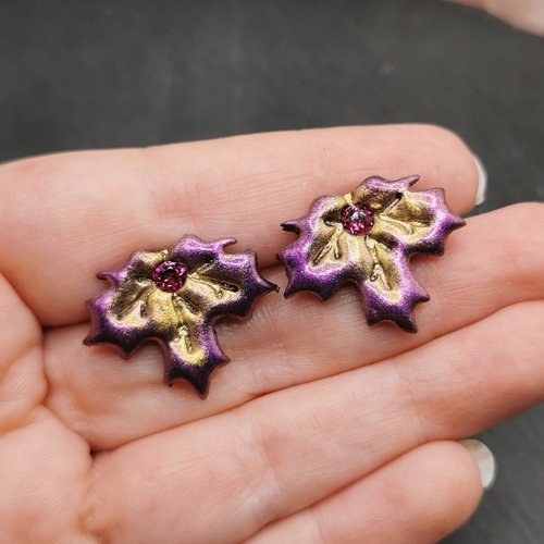Puces d'oreilles feuilles - boucles d'oreilles d'automne - bijoux pour fée de la nature