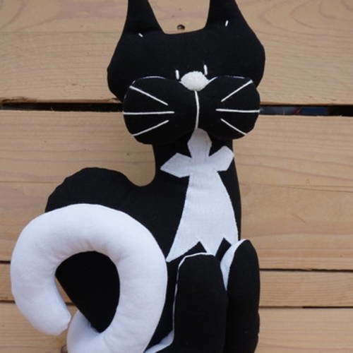 Chat décoration cale-porte noir et blanc, thème bretagne, yeux et moustache brodés main 