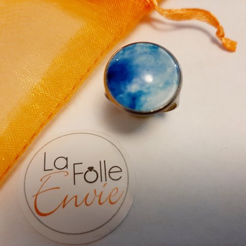 Jolie bague fantaisie ajustable cabochon verre motif aquarelle bleue