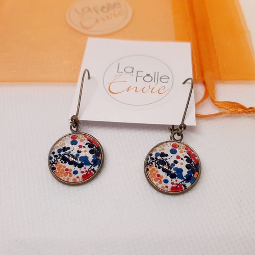 Boucles d'oreilles pendantes  cabochon verre motif petites tâches de couleurs