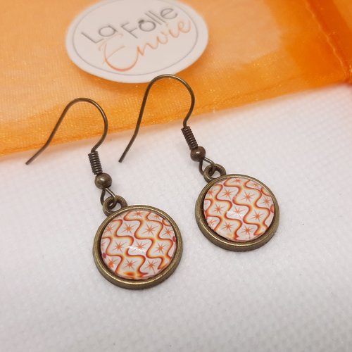 Boucles d'oreilles bronze pendantes cabochon verre motif seventies vintage orangé