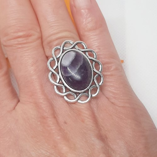 Bague fantaisie ajustable cabochon pierre améthyste violet